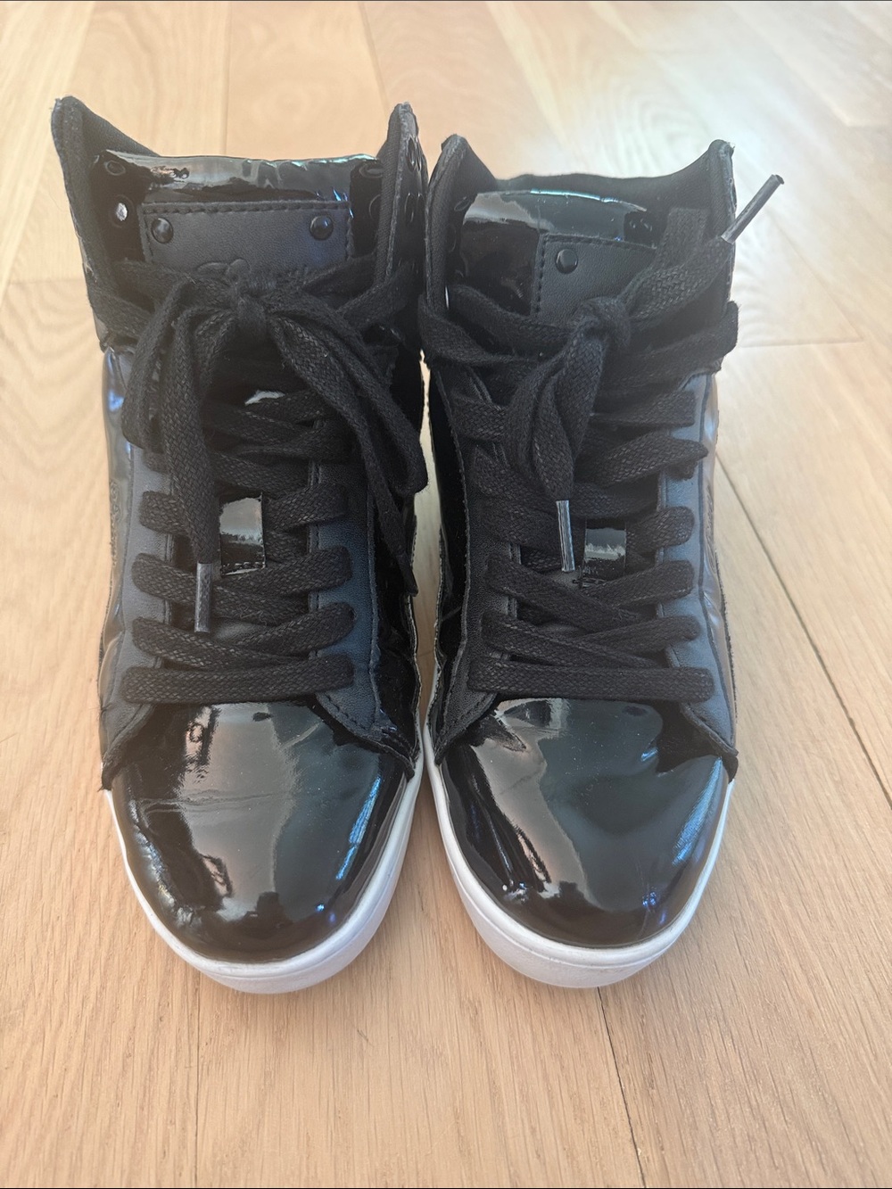 Pastry High-Top Sneakers size 6.5